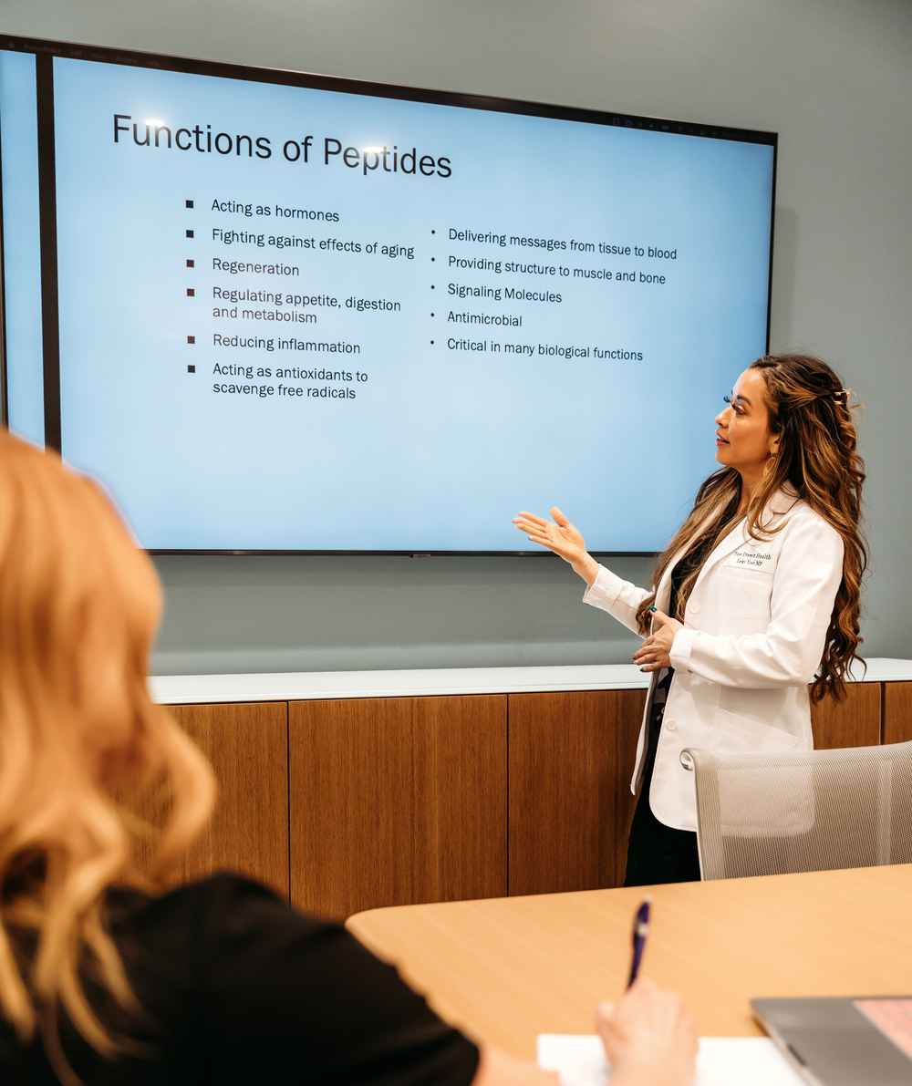Lexi Yoo NP presenting at medical aesthetic conference
